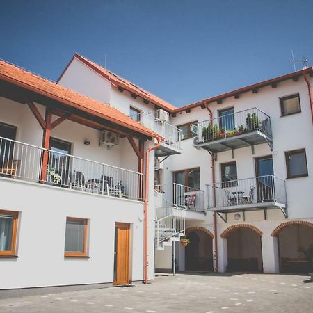 Apartmán Rezidence Mikulov Exterior foto